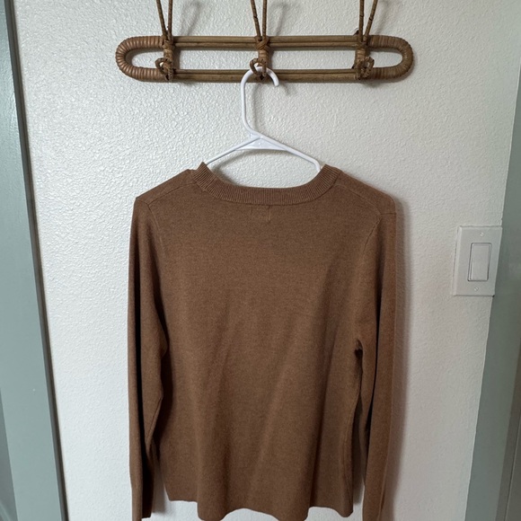 a new day camel crewneck sweater - Picture 2 of 3